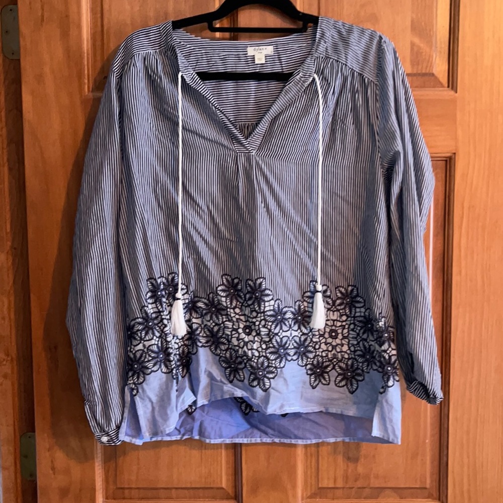 Flower linen blouse